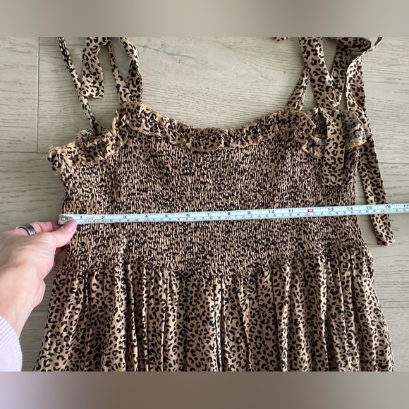 Leopard print smocked tie maxi dress size L color - Picture 5 of 6